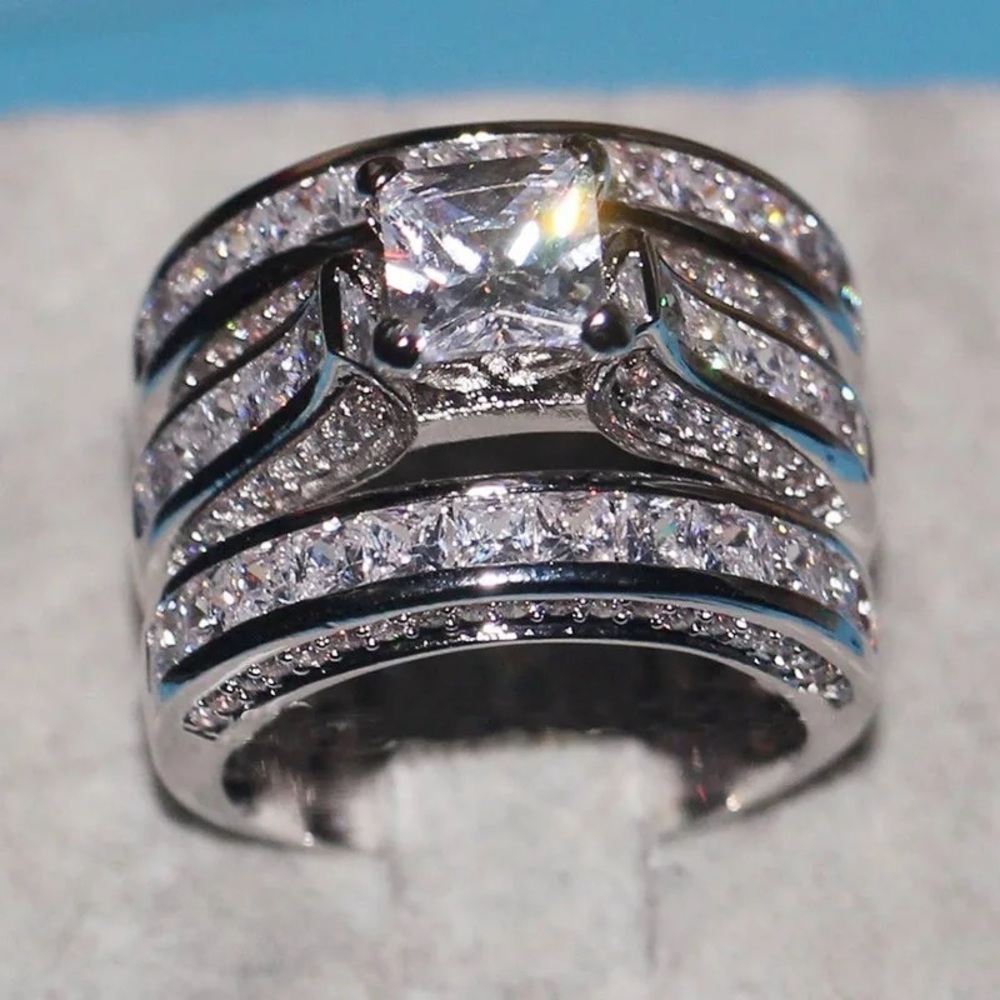 New Women’s 3 Pc/Set 925 Silver Diamond Ring